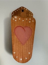 Vintage Cottagecore Hand-Painted Wooden Heart Wall Pocket Scissors Holder Rustic