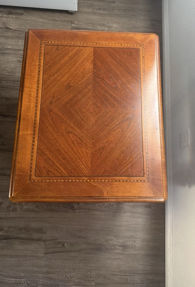 2 mesas auxiliares vintage Hammary American Heritage de madera maciza #28 y 85 de 215 Foto 4 de 4