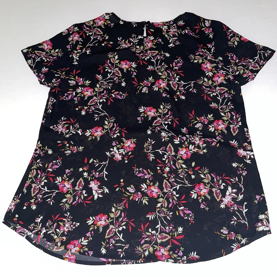 Lote de 8 blusas para mujer Van Heusen talla M y 2 pantalones talla 10R y 12P Foto 3 de 4