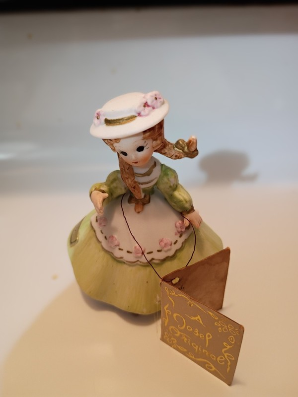 Josef Originals Germany Dolls Of The World Ceramic Figurine Bisque