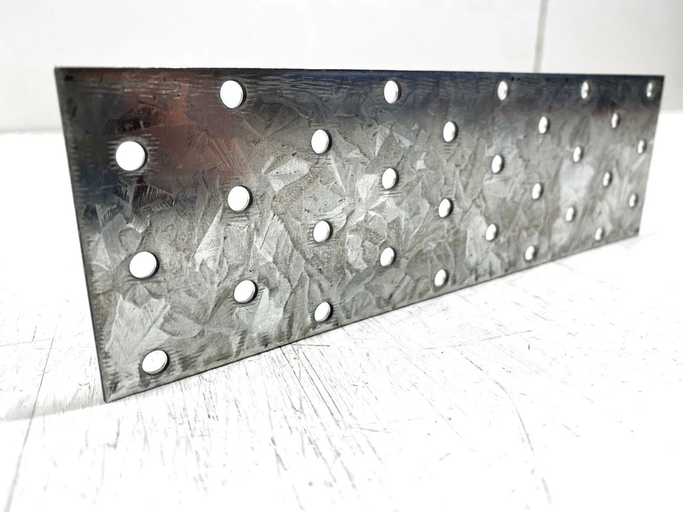 Juego de 4 placas de acero perforadas BGS Diy 80791 180 x 40 x 2 mm B-WARE - Imagen 3 de 4