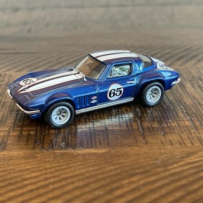 Hot Wheels Premium Car Culture  65 Chevy Corvette C2 Stingray Coupe Blue 1:64