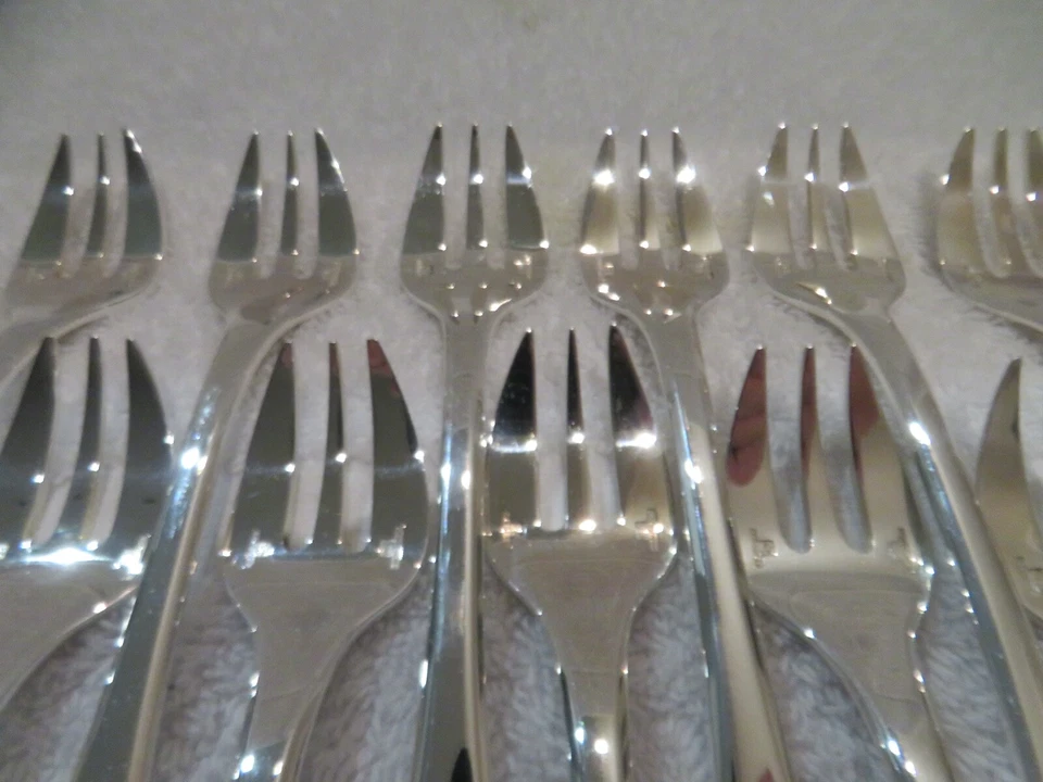 12 horquillas de ostra christofle Cluny vintage 1990 francesas chapadas en plata 14,9 cm Foto 4 de 4