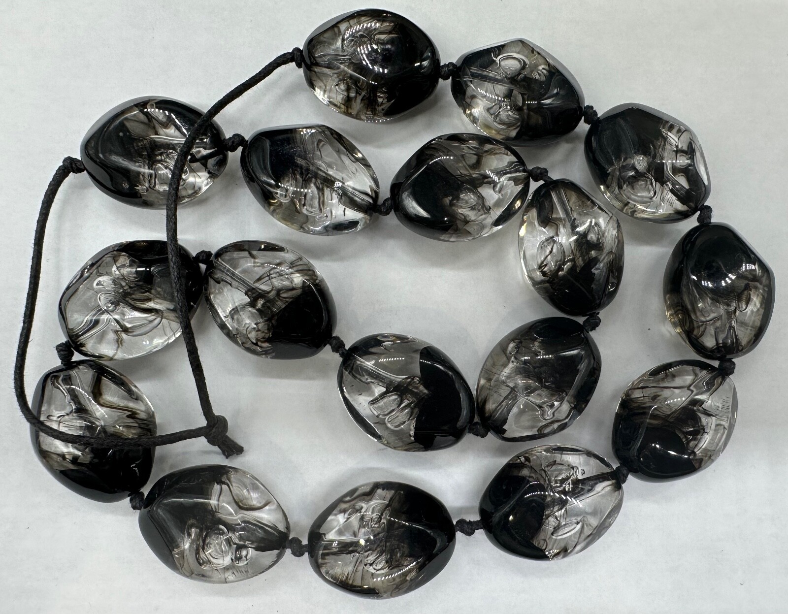 STATEMENT CLEAR BLACK CONTROLLED BUBBLES LUCITE N… - image 10