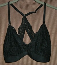 Women's XHILARATION Black Lace Bralette Size M Removable Pads