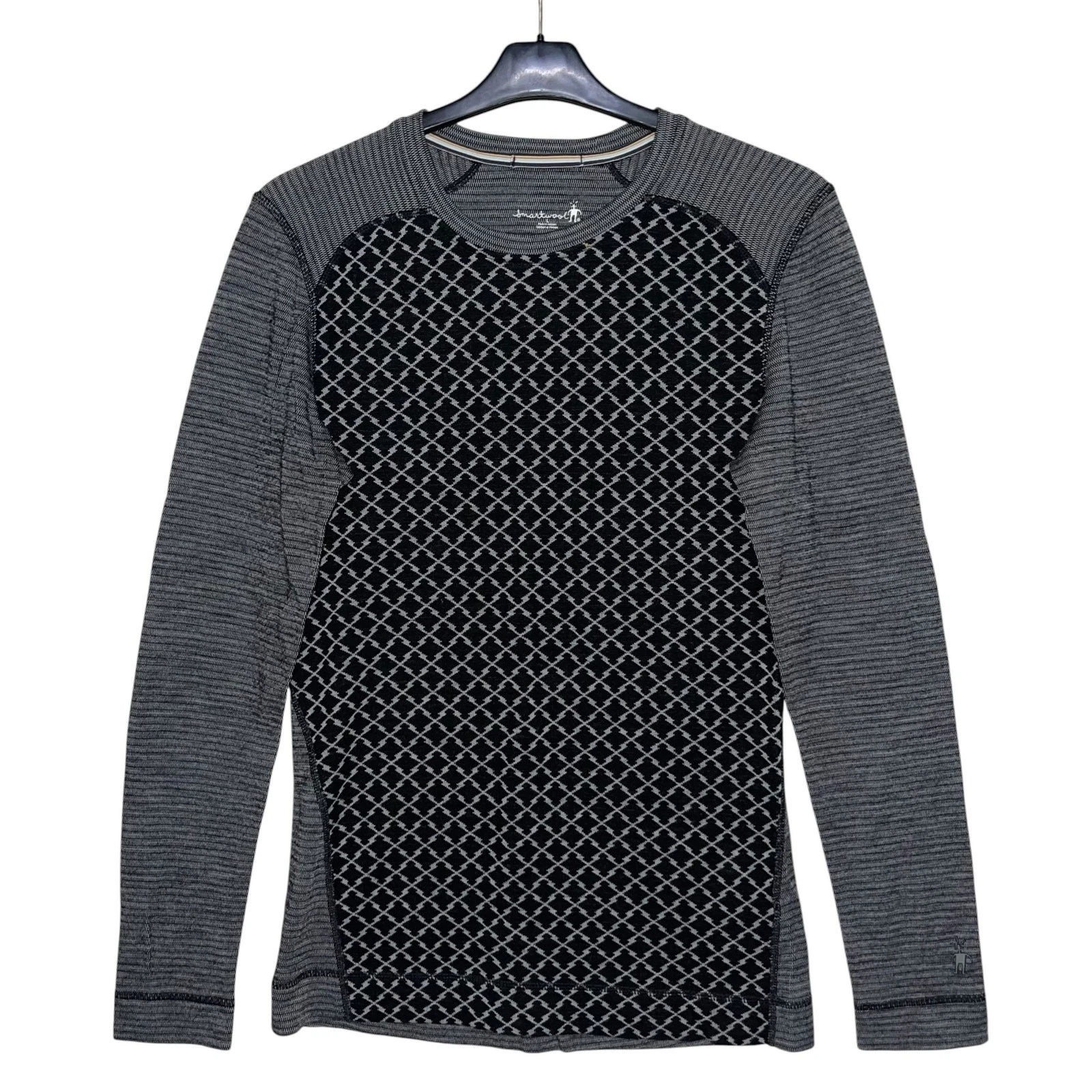 Smartwool Base Layer Merino Wool Sweater L 250 Gray Black Diamond Pattern
Opens in a new window or t