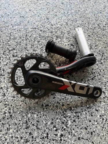 Sram X01 170mm Carbon Dub 12spd Cranks, Threaded BB & 32T X-Sync Chainring
