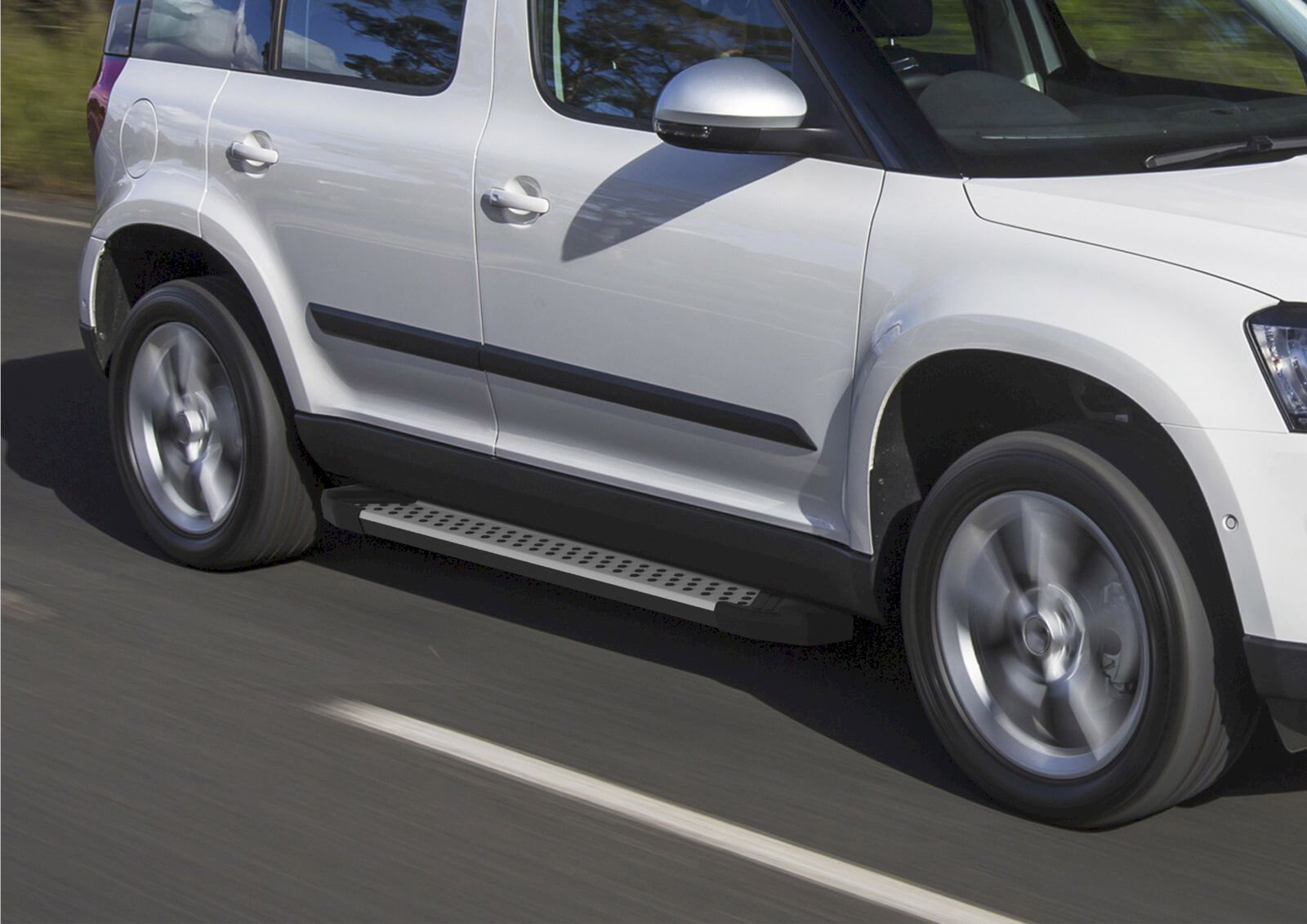 Marche pieds RIVAL en aluminium pour Skoda Yeti de 2009 à 2017 version Advanced
