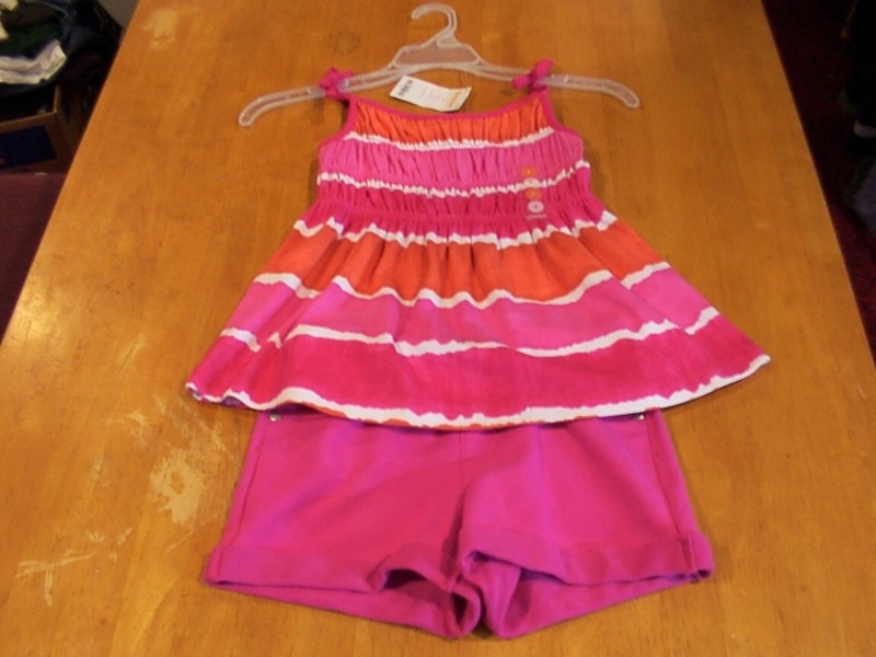 NWT Gymboree Surf Adventure Dip Dye Striped Tank Top & Knit Shorts)-Sz. 6/7