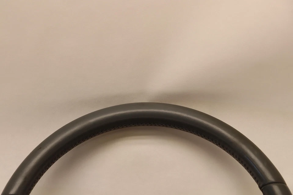 2007-2015 JAGUAR XK STEERING WHEEL LEATHER TAN W/ CONTROL SWITCH OEM - Image 2 of 4