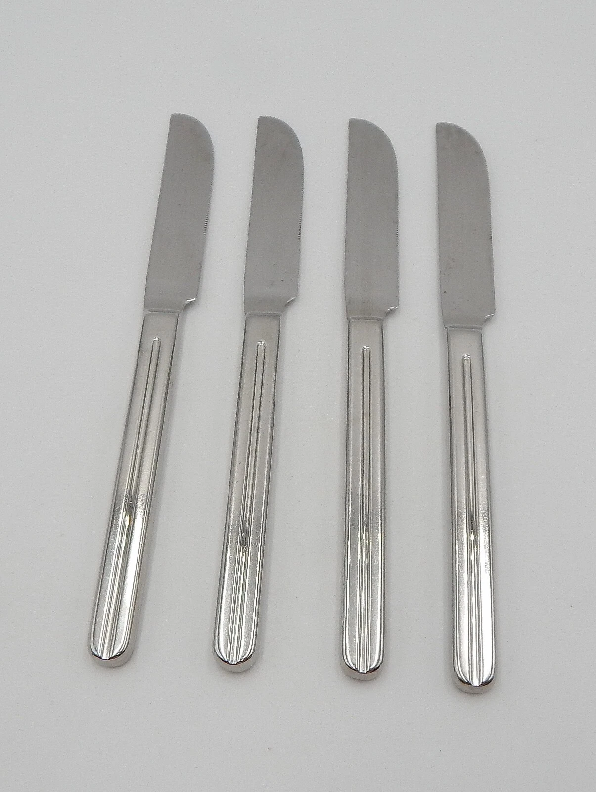 Retroneu INFINITE Stainless Dinner Knives Serrated 18/8 Korea Glossy Flatware S4