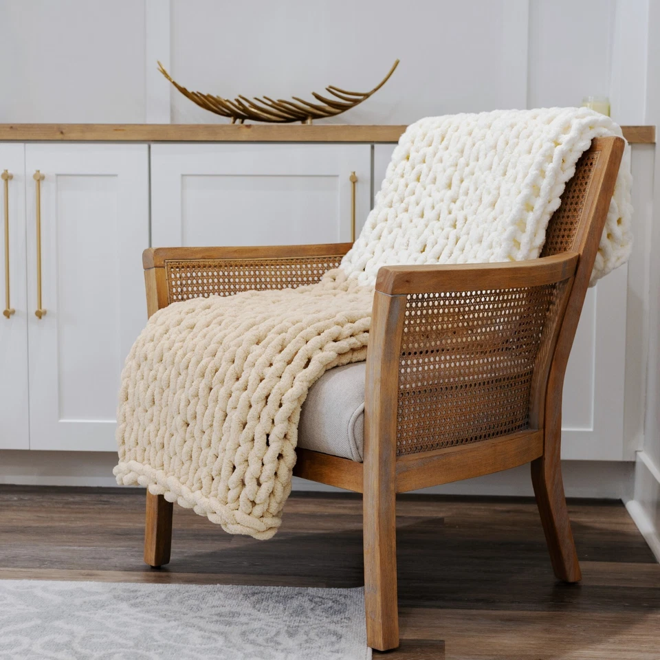 Nueva Manta Gruesa Tejida - Manta Transpirable 2 Colores Blanco Crema y Beige Foto 2 de 4