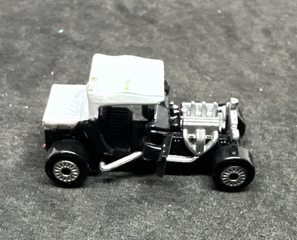 Micro Machines Deluxe Ford T Bucket Roadster Negro, 1988 Galoob, ¡Puertas abiertas! Foto 2 de 4