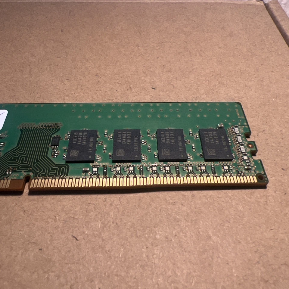 4GB M378A5143EB1-CPB Samsung 4GB 1Rx8 PC4-2133P-UA1-11 DDR4 Arbeitsspeicher - Bild 2 von 4