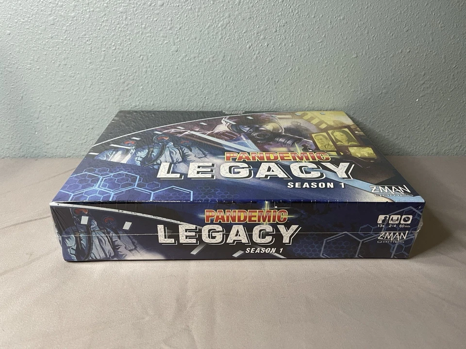 Pandemic Legacy: Season 1 Board Game 2-4 Players Age 14+ Blue New Sealed Z-MAN - Image 3 of 4