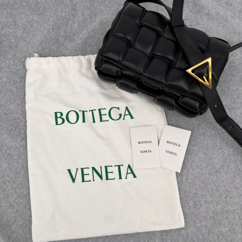 Bottega Veneta Padded Cassette Crossbody Black Leather - Afbeelding 1 van 21