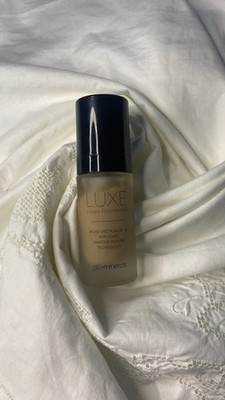 Glo-Minerals LUXE Liquid Foundation LSF