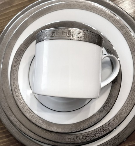 2 ESTATE WALLACE HERITAGE PLATINUM PANTHEON SILVER GREEK KEY 5 PC PLACE SETTING - Picture 4 of 4
