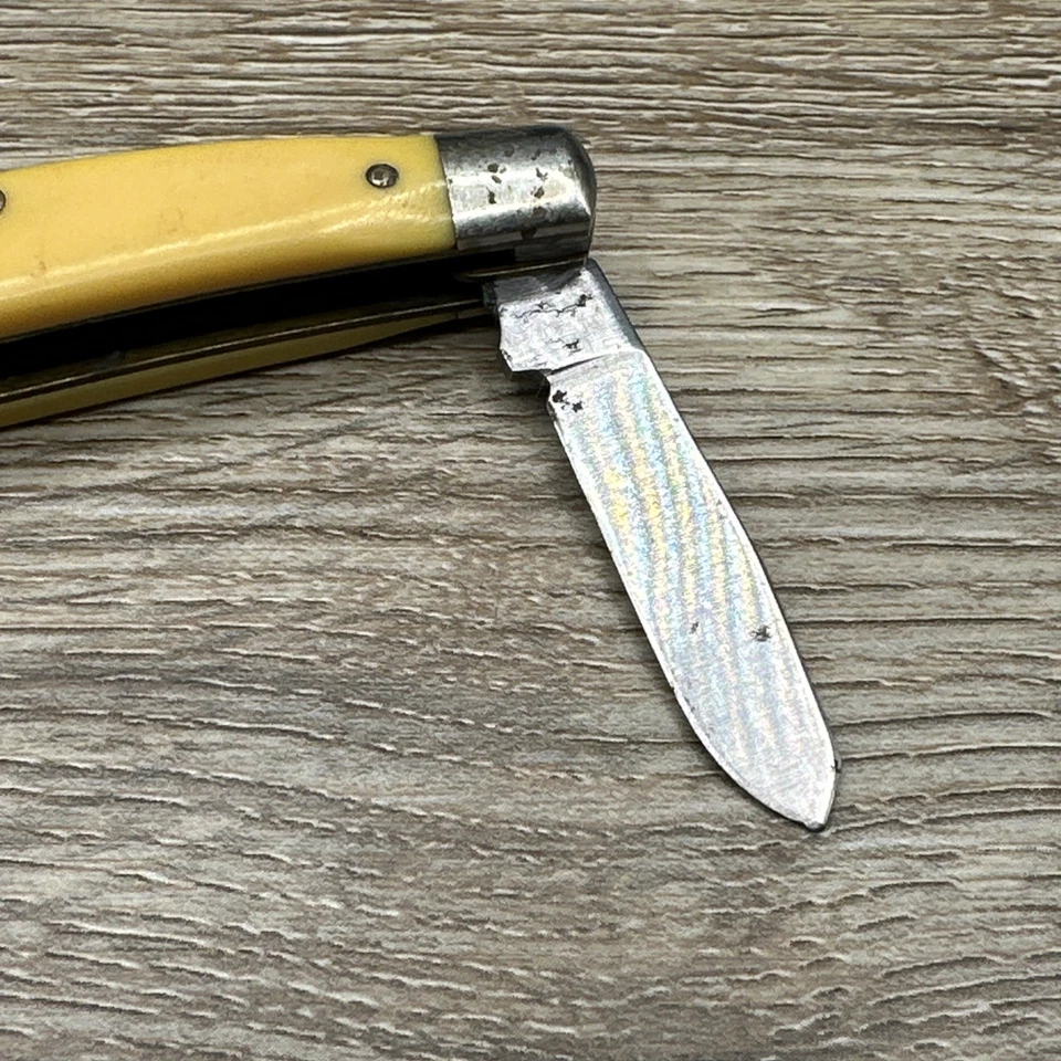 Cuchillo de Bolsillo Carpeta Plegable SCHRADE USA 34OT Manijas Derlin Amarillas Foto 4 de 4