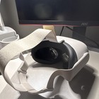 Oculus Quest 2 VR Headset,89° Field of View ;No charger; With a stand and cass — photo 4