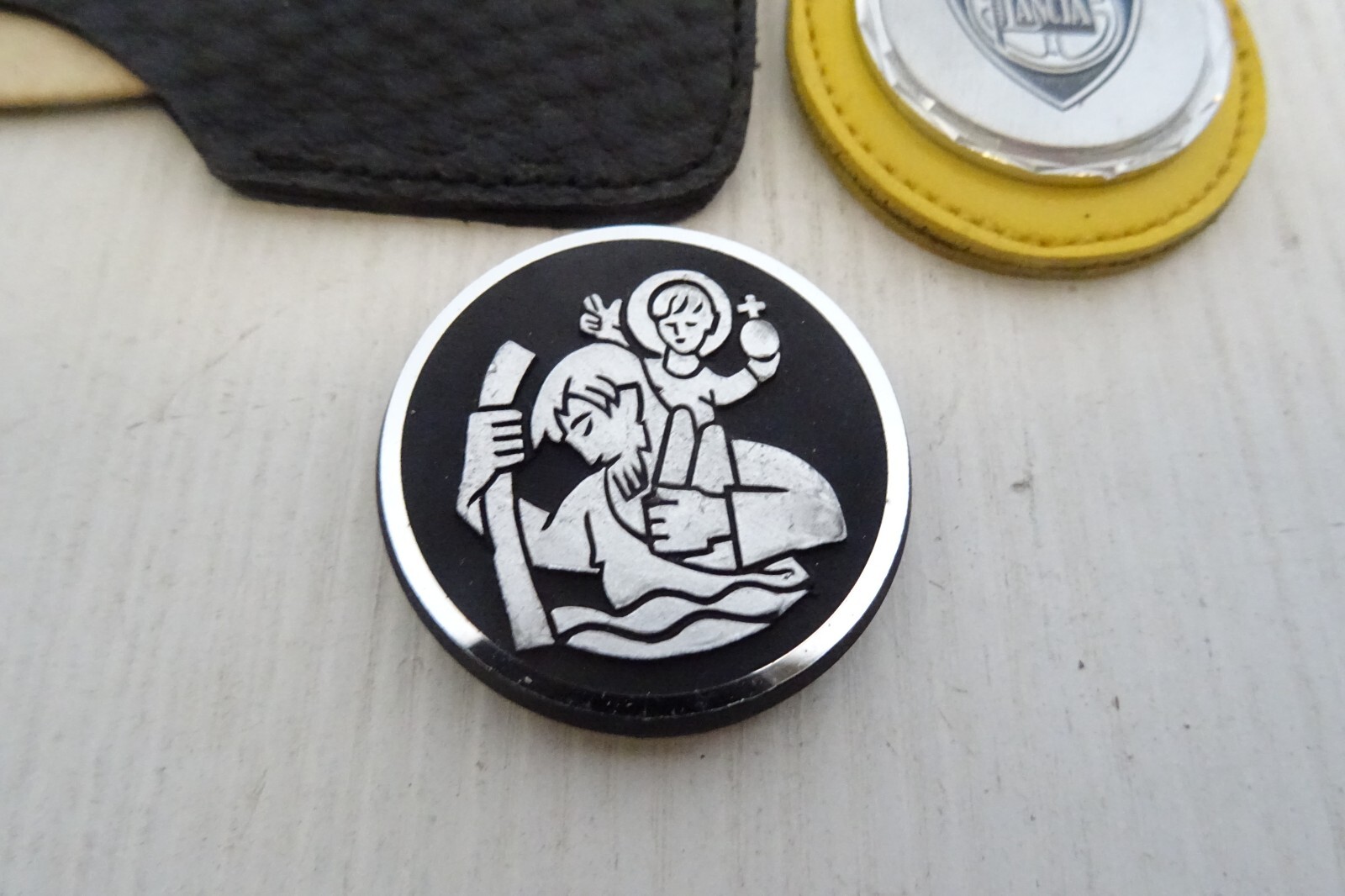 Picture 3 of 6