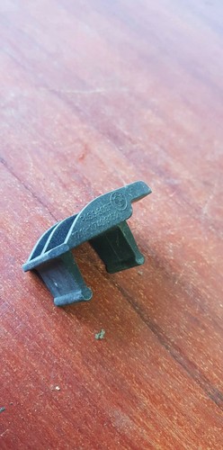 BMW E39 Original Kühler Kunststoffhalter 1740315