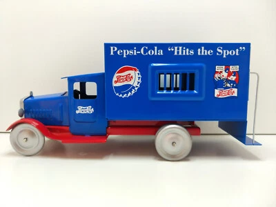 SpecCast Collectibles - Camion de livraison Pepsi-Cola 1/20e en tôle - Photo 1/4