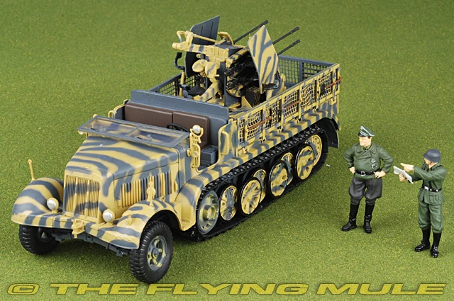 Forces Of Valor 80069 1/32 GERMAN SD.KFZ. 7/1 MIT 2 cm FLAKVIERLING 38 East 1943 - Image 3 of 4