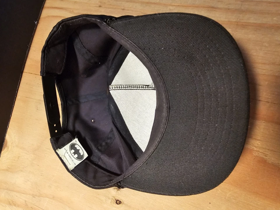 Gorra de béisbol vintage Batman 1964 DC Comics negra con cierre a presión Foto 3 de 4