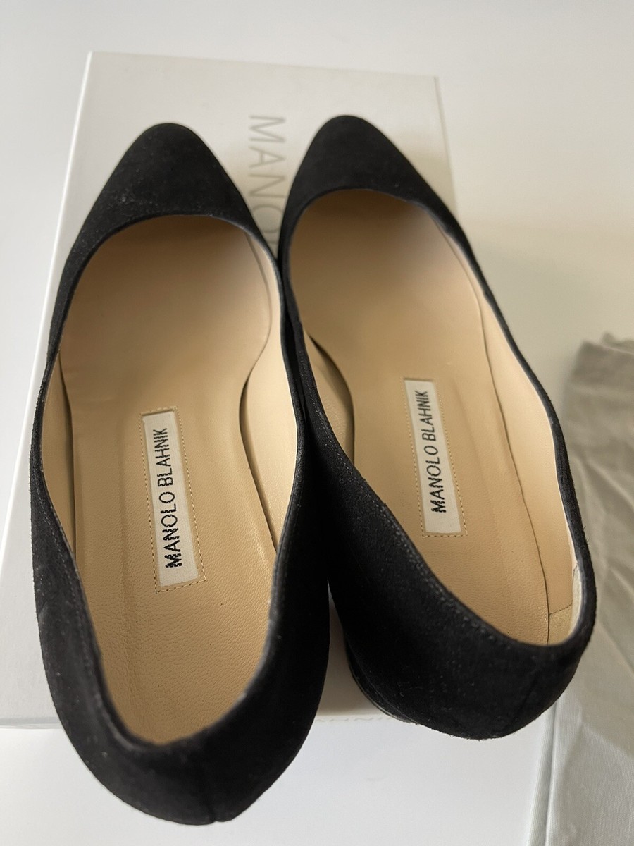 靴 MANOLO BLAHNIK LISTONY 36 Manolo Blahnik Listony Suede Low-Heel Pumps - Black Size 36