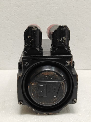 Allen-Bradley MPL-B320P-MJ74AA,PN -11319, MPL 480 V Ac Servo Motor,SER:A,USA - Bild 9 von 11