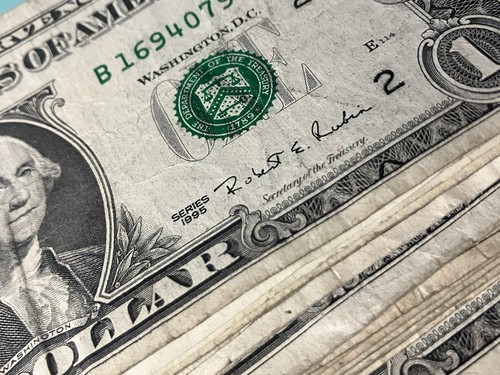 $1 1995 - Picture 1 of 2