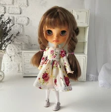 Pale Beige Floral Dress with Long Sleeves Blythe Doll Clothes 1/6 Accessories.