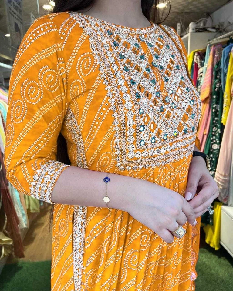 Ropa de boda india Salwar Kameez bordado pesado Kurti Palazzo Dupatta Foto 2 de 4