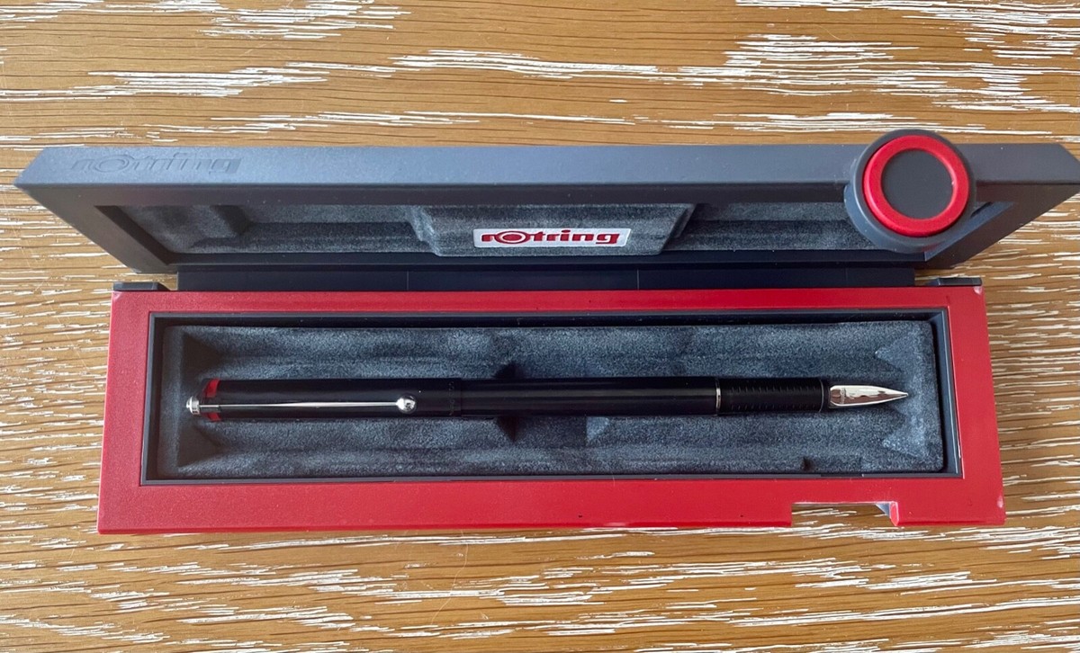 ROTRING 700 Fountain pen, black & chrome med. steel nib ROTRING 700 Fountain pen, black & chrome med. steel nib