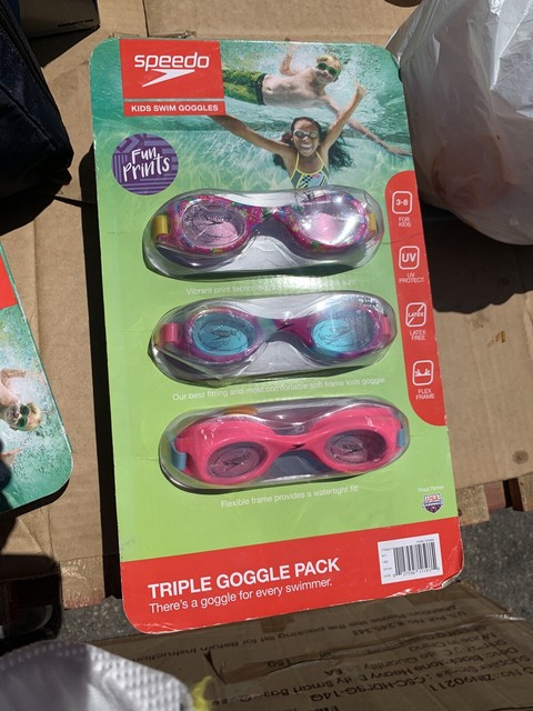speedo goggles set