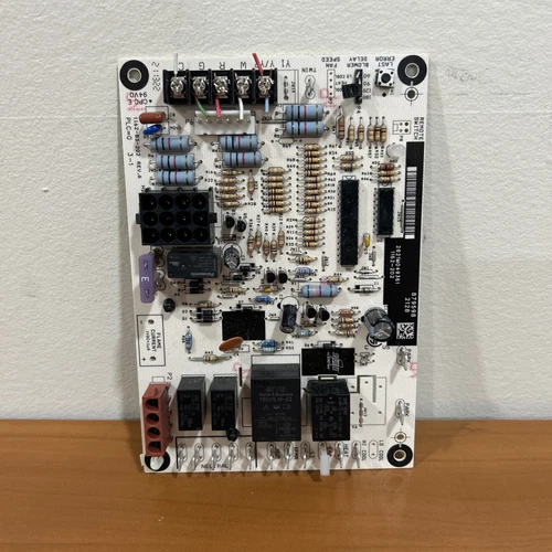 1162-202 Gas Furnace Control Board 879598 York Coleman 1162-83-202A