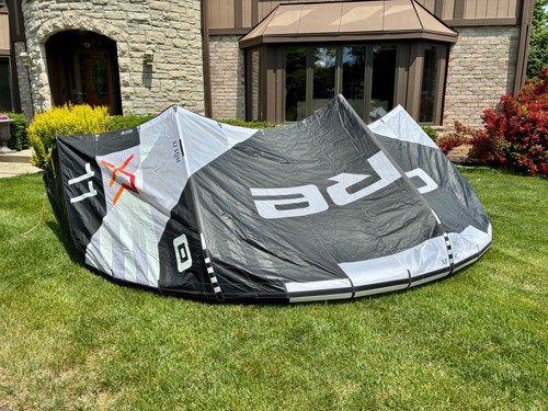 Core XR7 11m Kiteboarding Kite - Picture 2 of 22
