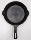 Vintage Griswold Cast Iron Skillet No. 5 Pan 724 M USA Erie PA 8" Sits Flat