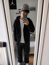 Louis Vuitton Beanie   Modell Petit Damier   ...