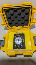 Invicta Pro Diver "Rainbow" Automatic Men's Watch – Iridescent Stainless Steel