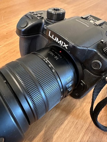 Panasonic Lumix GH4 Mirrorless Camera & 14-140mm F3.5-5.6 Lens - Picture 2 of 6