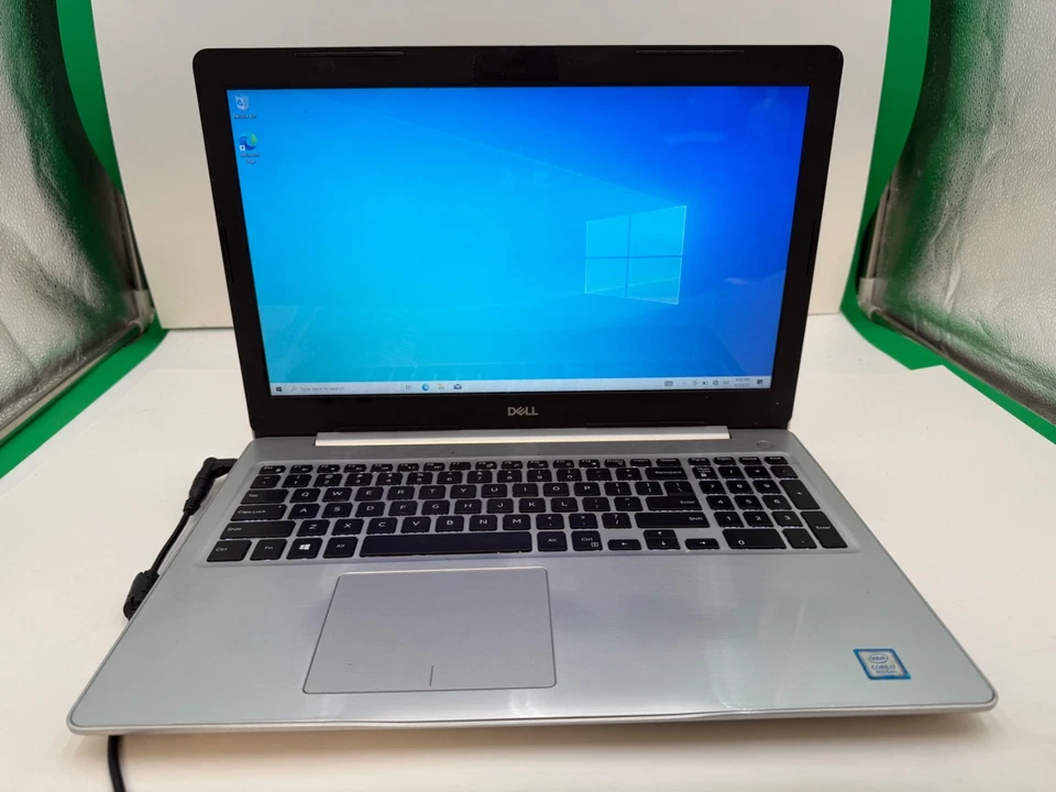 Dell Inspiron 15 5570-i7-8550U@1.8GHz 12GB DDR4 Ram 500GB SSD W10H UHD GFx (624) - Image 2 of 4
