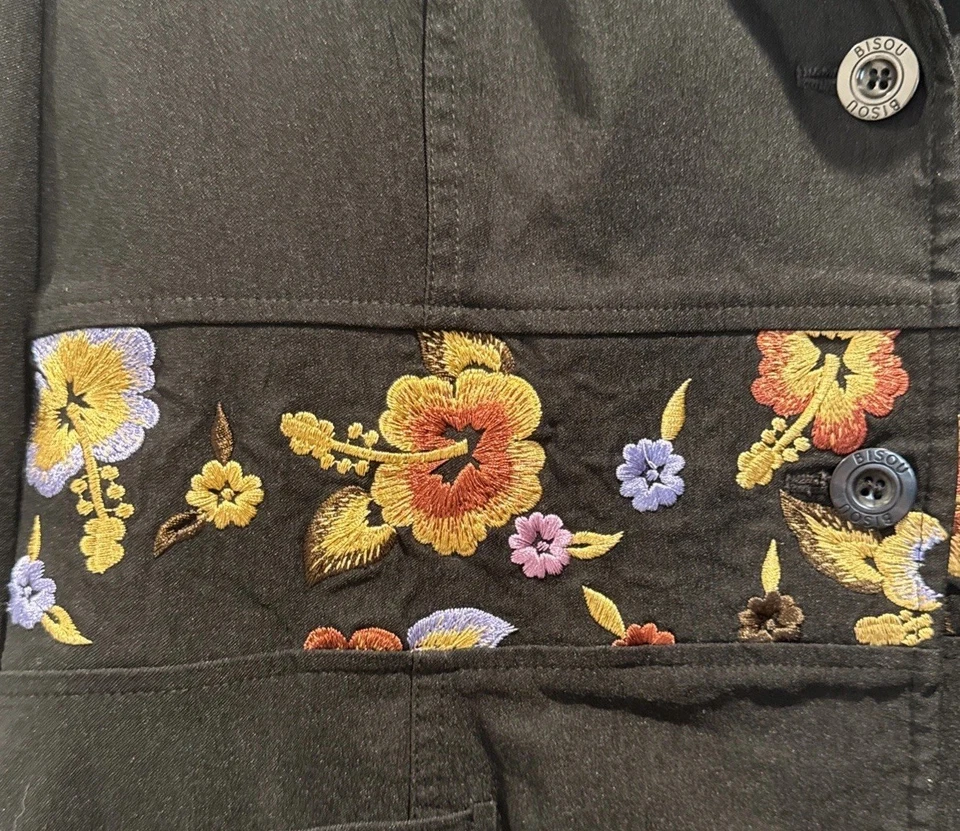 Vintage Bisou Bisou Women’s Size 16 Y2K Black Embroidered Floral Trim Blazer - Image 4 of 4