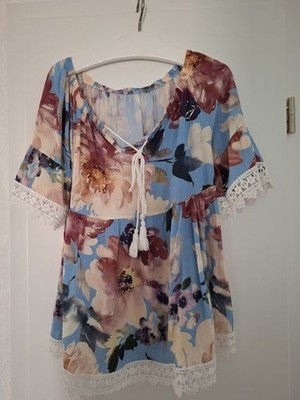 Tunika mit Spitze, aus einer Boutique in Italien, onesize, fast nie getragen,