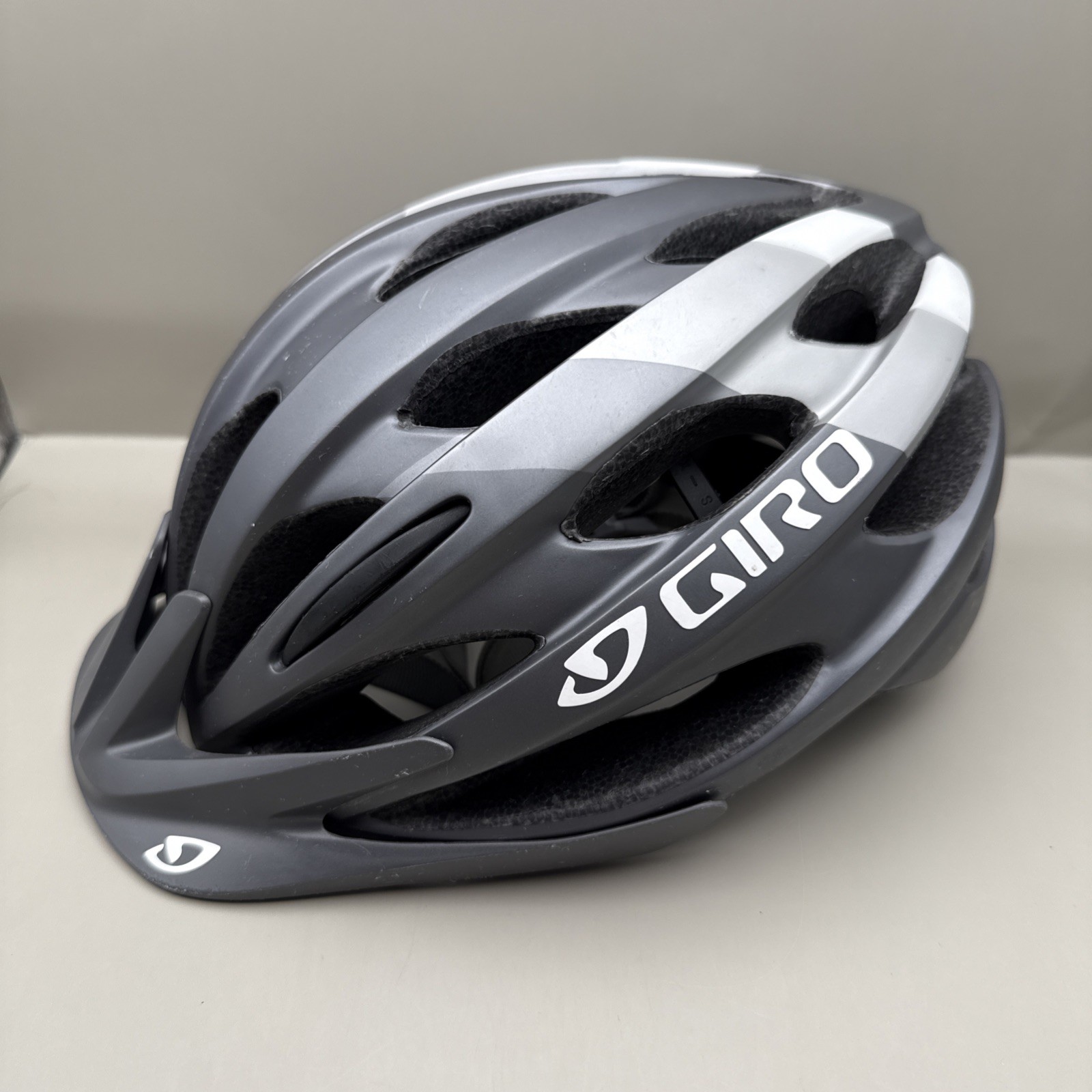 Giro Revel G388 Adult Bike Helmet Grey White Size 54 - 61cm Titanium Silver