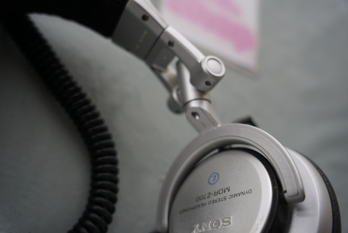 SONY MDR-Z700 ダイナミックステレオヘッドフォン ソニーグループポータル | MDR-Z700 ステレオヘッドホン