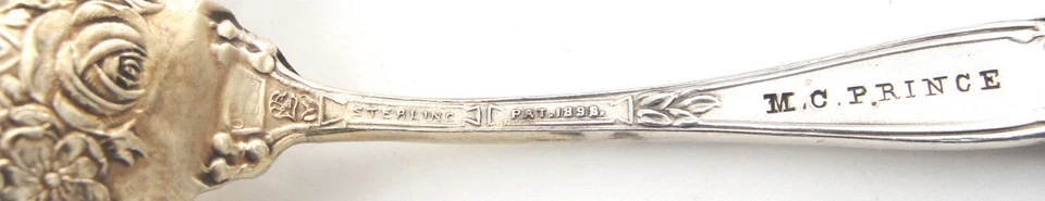 Antigua Toalla Esterlina Perforada Cuchara Bon Bon 5 5/8" Georgiana 1898 Oro Antiguo Lavado Foto 3 de 3