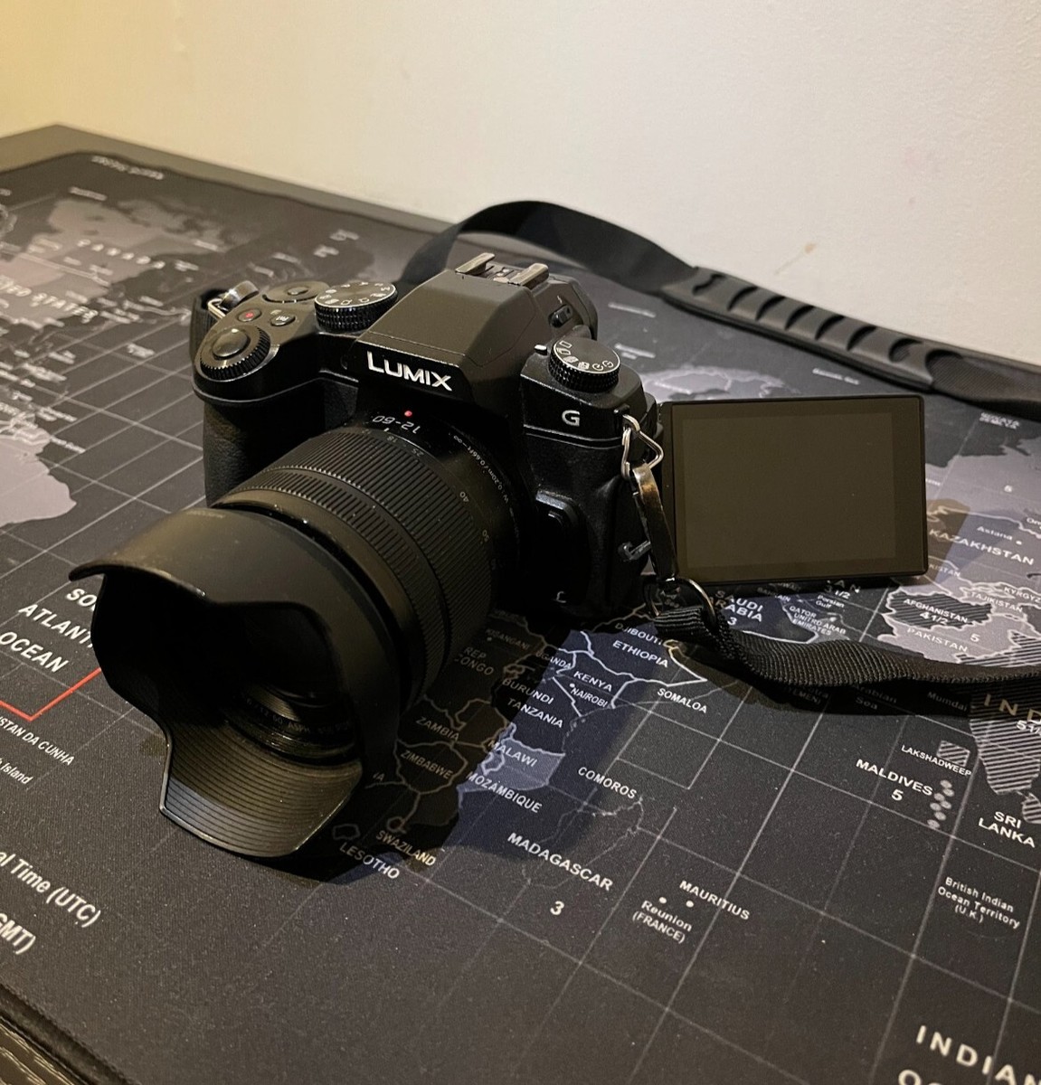 Panasonic Lumix G80 12-60mm Lens Kit (DMC-G80MEB-K)