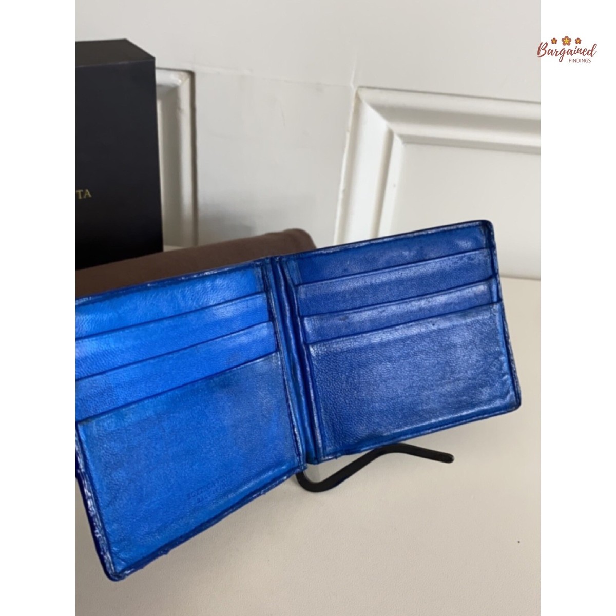 Authentic Bottega Veneta Black/Blue Intrecciato Leather Money Clip